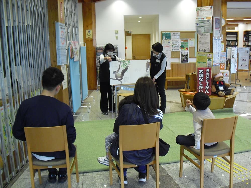 バースデーおはなし会子どもの部2""
